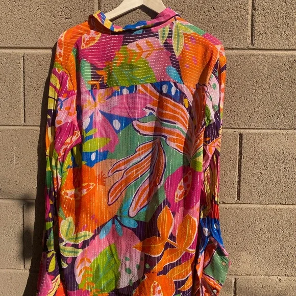 Rococo Sand Plum Shirt in Mix Fruit Medium Womens Button Down Blouse Top - Picture 11 of 12